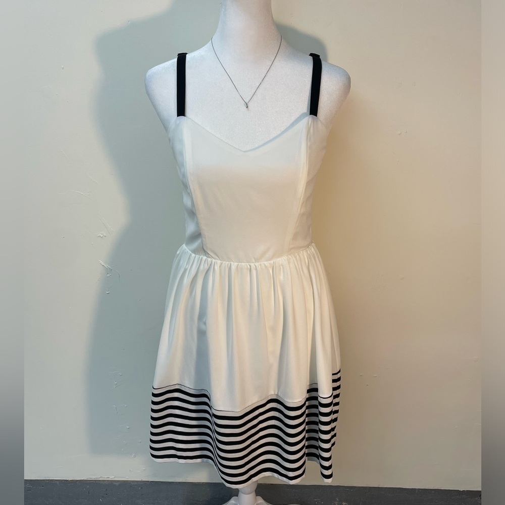 Alna Be Dress Pin Up Retro Classy White Black Striped Size Small Sleeveless